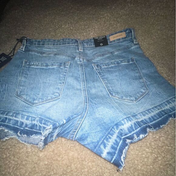 NWTs Blank NYC The Lenox High Rise So Yesterday Cutoff Denim Shorts - Picture 8 of 10